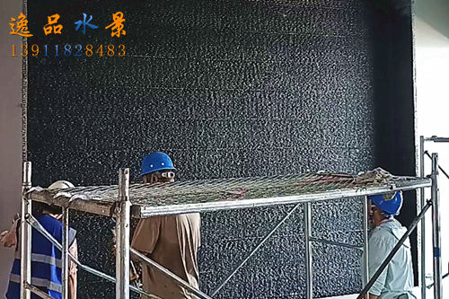 用流水石做水幕墻流水面的優點有哪些？北京水幕墻廠家